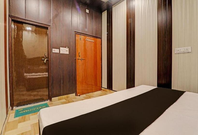 Oyo Flagship Hotel Sawariya Grand