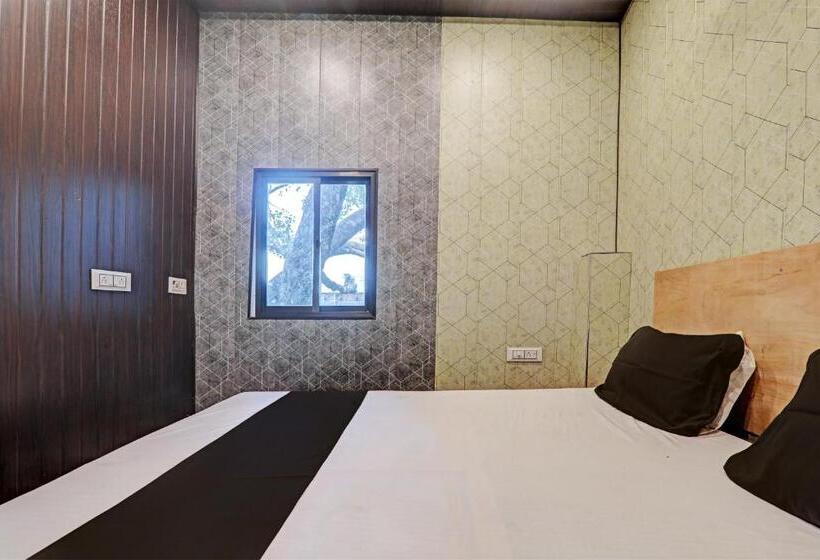 Oyo Flagship Hotel Sawariya Grand