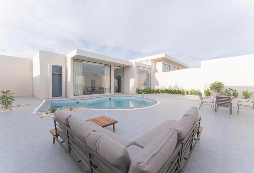 Palm Trees Resort Alammaria