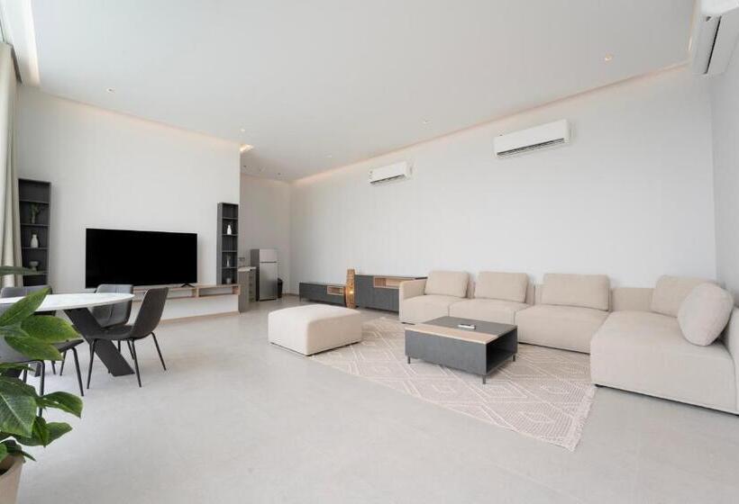 Palm Trees Resort Alammaria