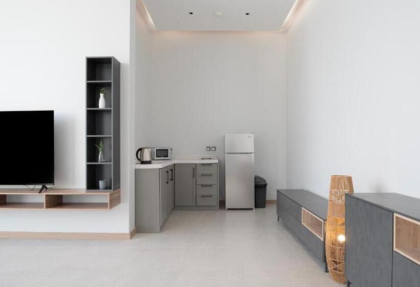 Palm Trees Resort Alammaria