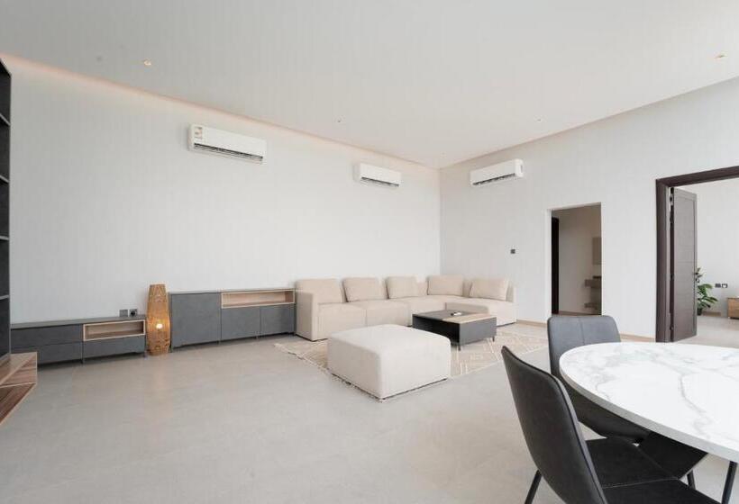 Palm Trees Resort Alammaria