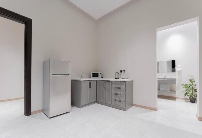 Palm Trees Resort Alammaria