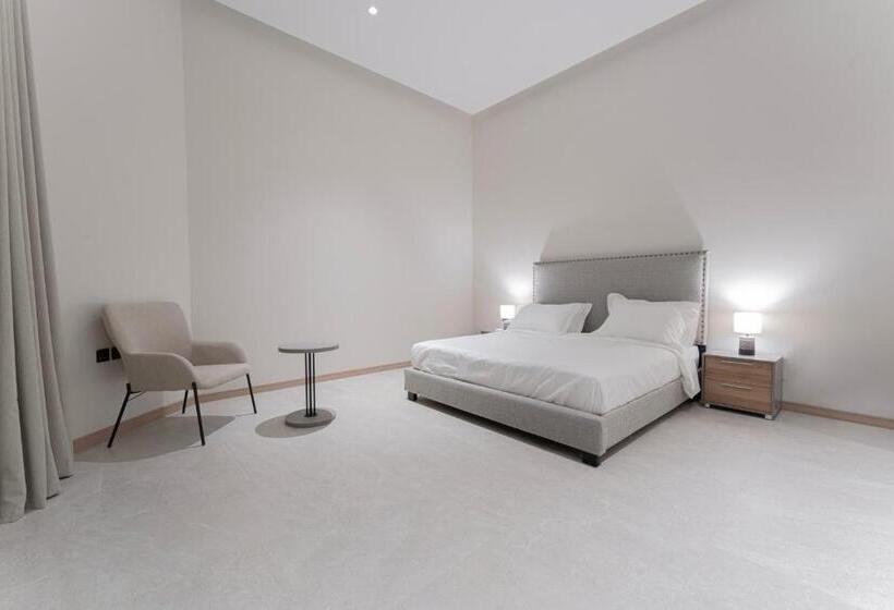 Palm Trees Resort Alammaria