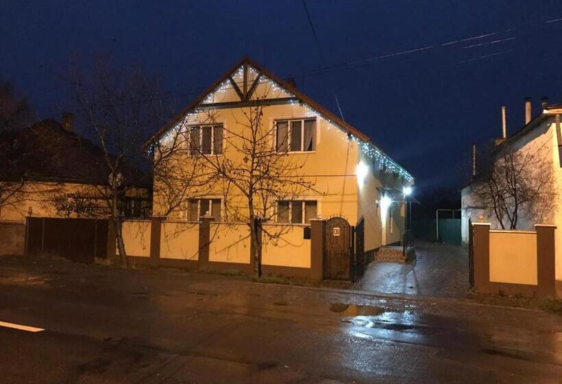 Пансион міні готель вілла вікторія