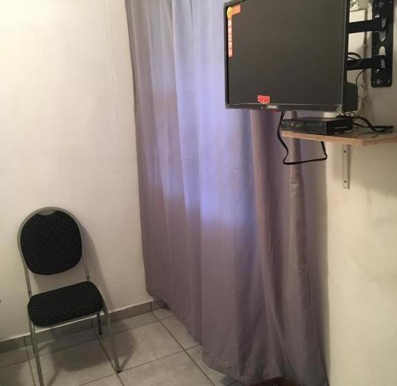 פנסיון 30 Nine Guesthouse