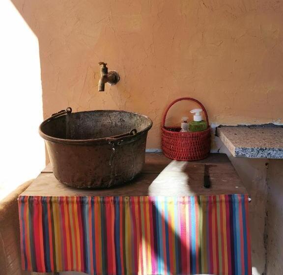 פנסיון Adagio Guesthouse