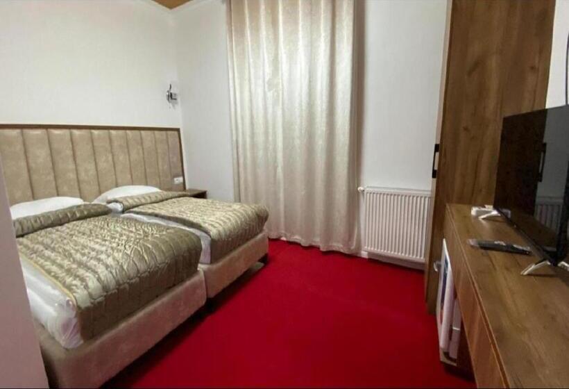 بنسيون Alifa Lux Guesthouse