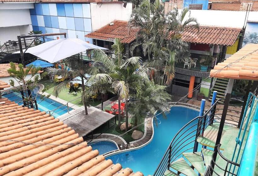 پانسیون Antoine