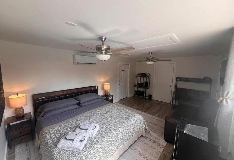 Пансион Carlton Guest House