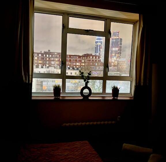 פנסיון Central London Zone 1 Cosy All Inclusive Room