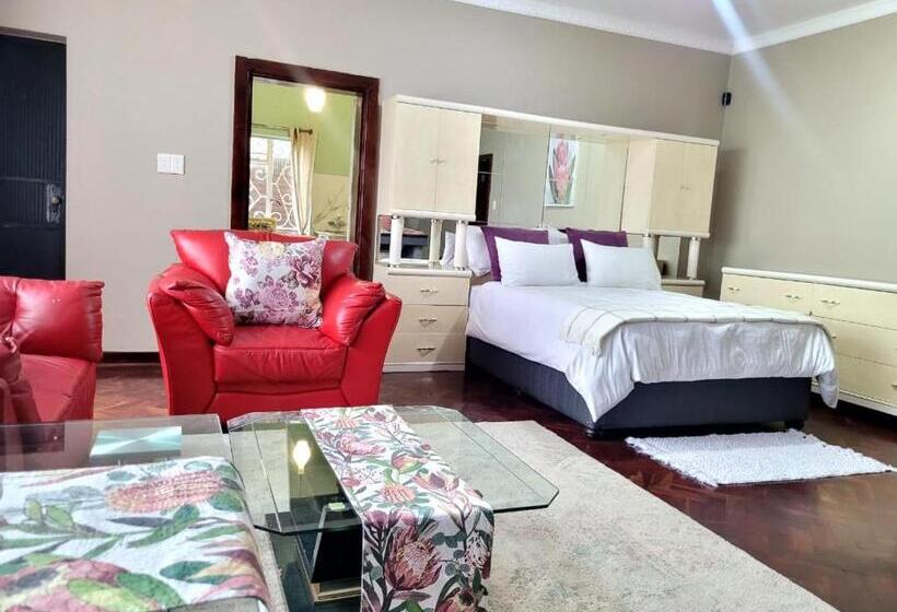 Пансион City Gate Two