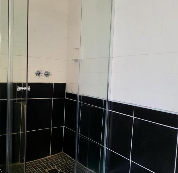 Пансион City Gate Two