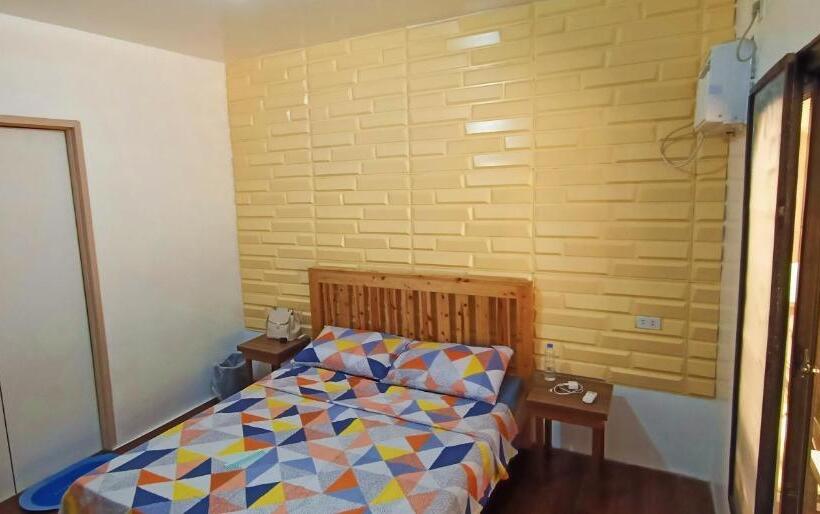 پانسیون Cocohut Beach House