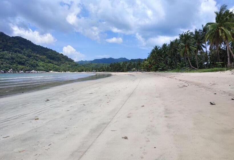 پانسیون Cocohut Beach House