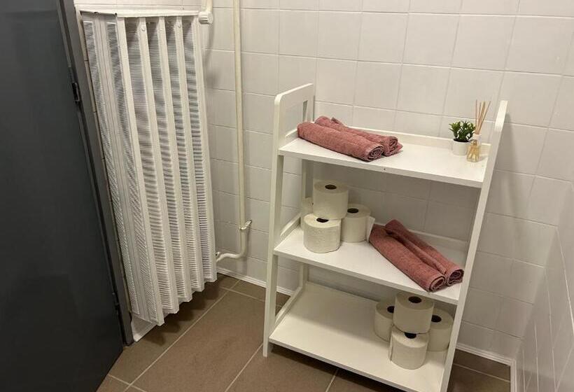 ペンション Deseda Kabin