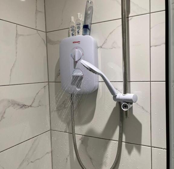 膳宿费 Greenford Stays