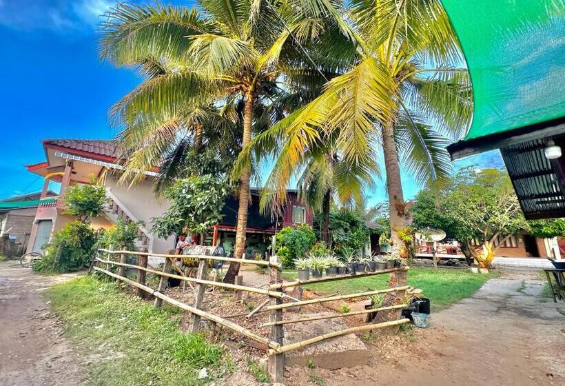 Пансион Happy Bangalow