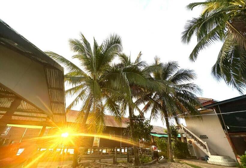 Пансион Happy Bangalow