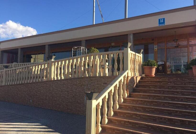 بنسيون Hostal Venta Del Peral