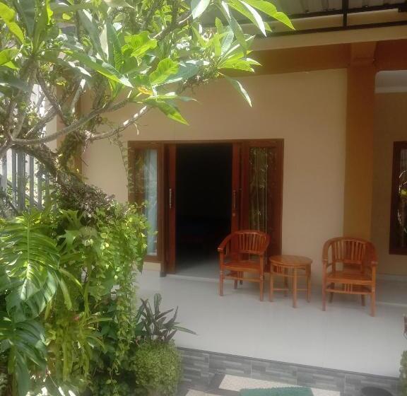 פנסיון Capital O 93881 Jero House