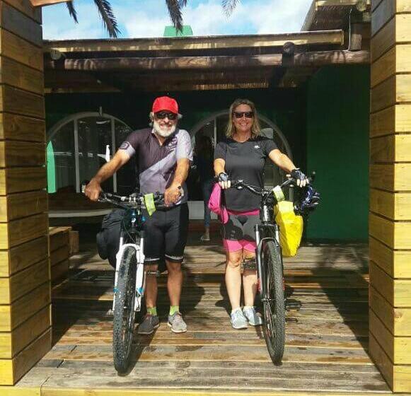 펜션 Las Palmas Beach Hostel