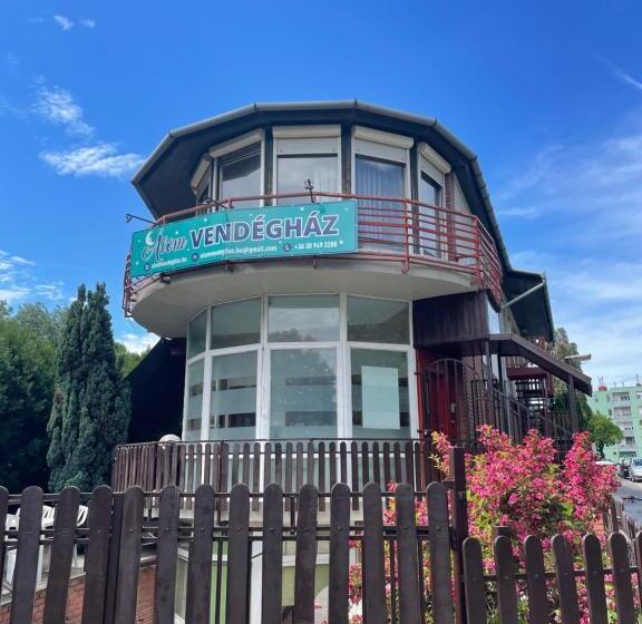 펜션 àlom Vendèghàz