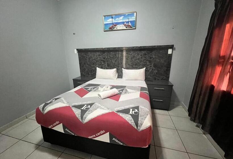 Пансион Nest And Rest Guest House