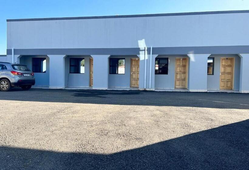 Пансион Nest And Rest Guest House