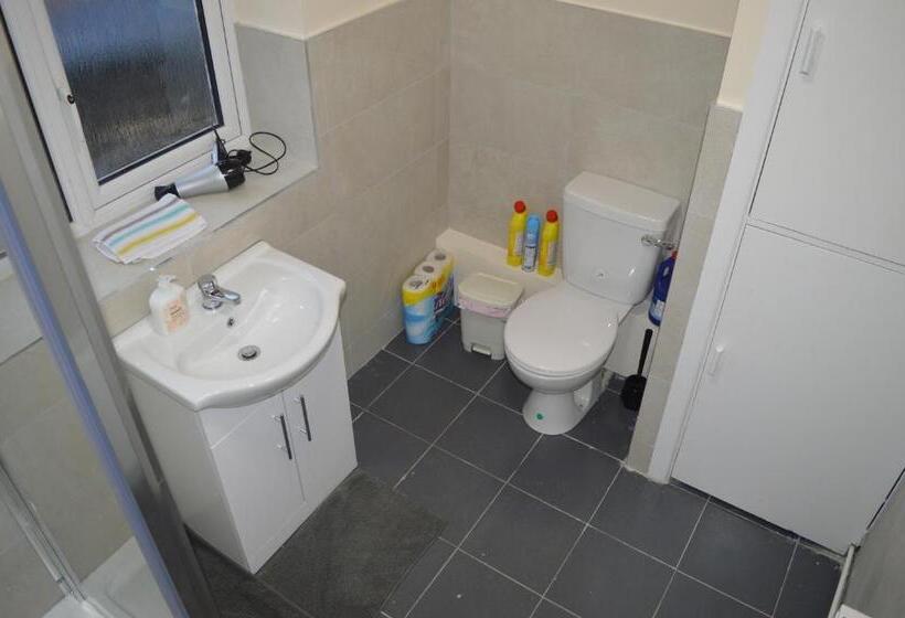 פנסיון The Comfy Cottage