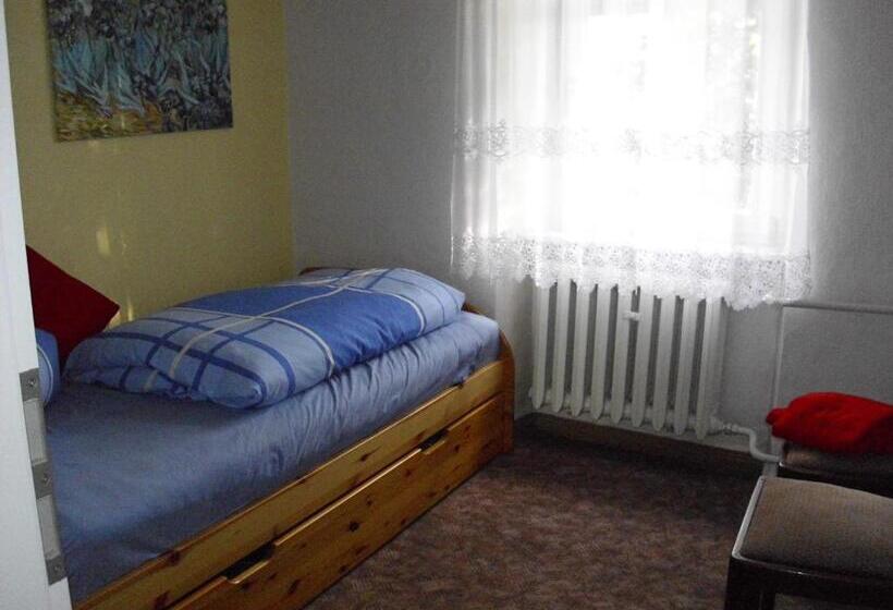 펜션 Vierzeithof   Hofcafé Eiszeit