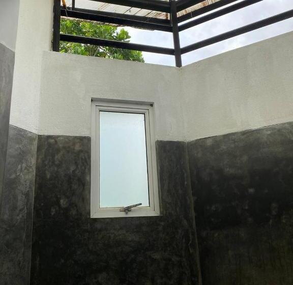 펜션 The Beach Talpe