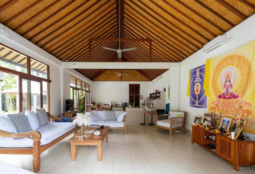 פנסיון Villa Timpal Timpal