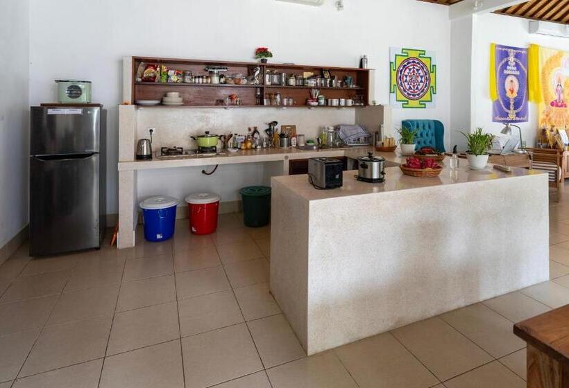 פנסיון Villa Timpal Timpal