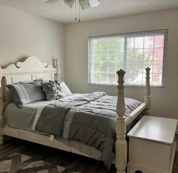 بنسيون Zeekap Homes