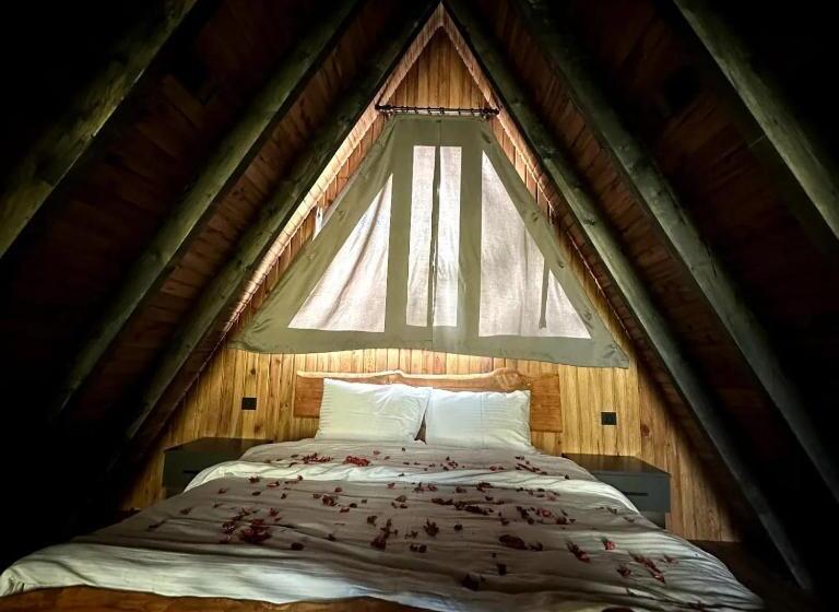 אתר נופש Arslanlar İteni̇çi̇ Bungalow