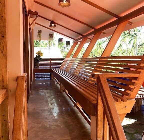 استراحتگاه Om Home