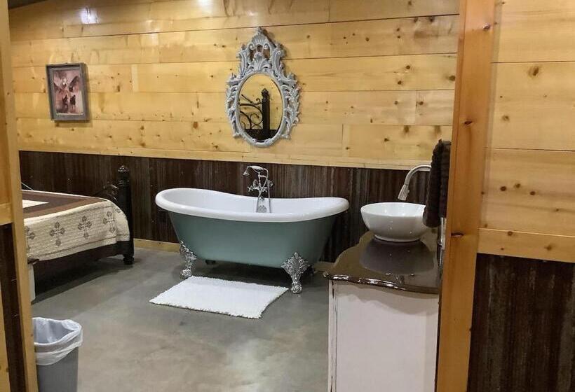 리조트 Painted Lakes Ranch