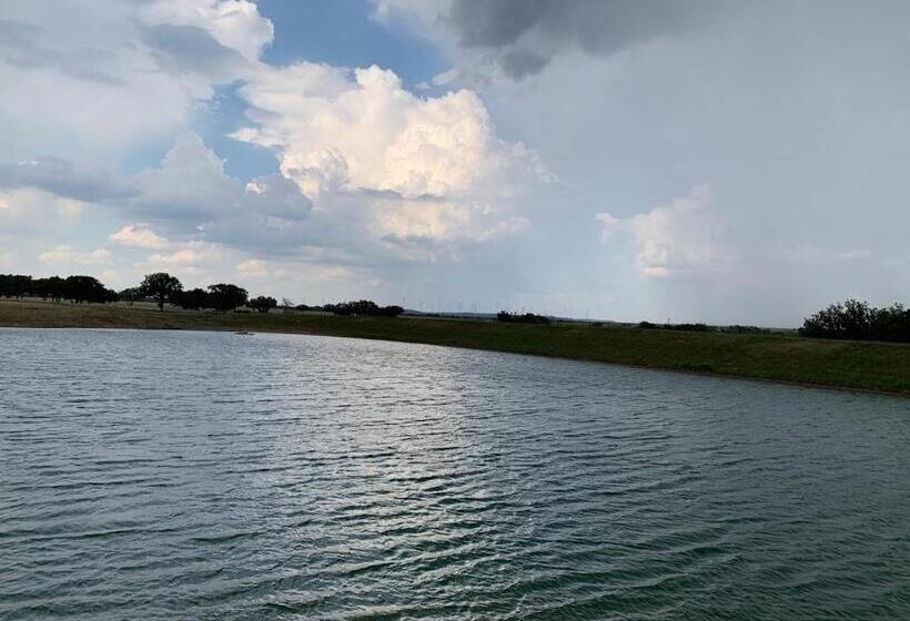 리조트 Painted Lakes Ranch