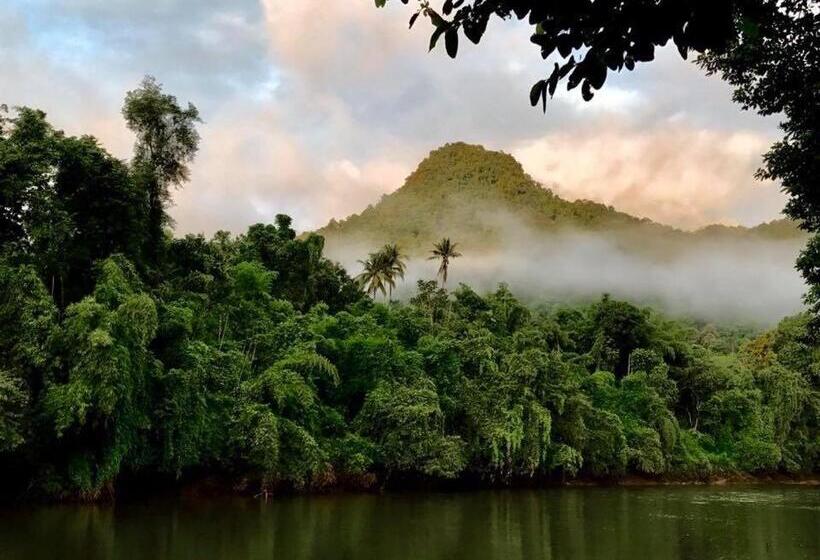 Resort Suan Ruen Rom View Raft