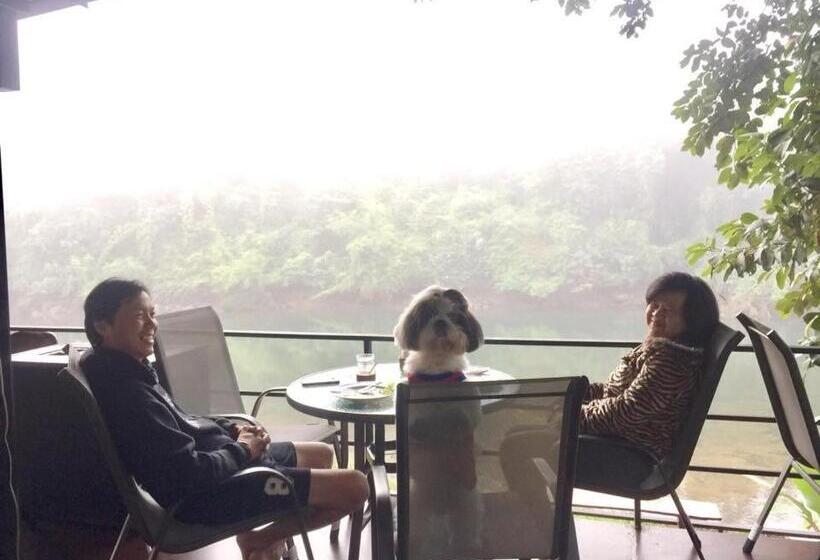 Resort Suan Ruen Rom View Raft