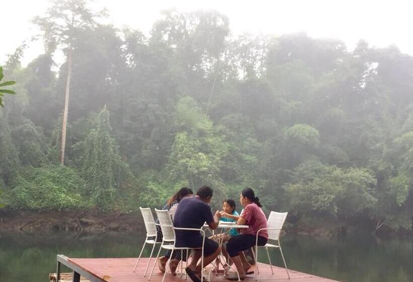 Resort Suan Ruen Rom View Raft