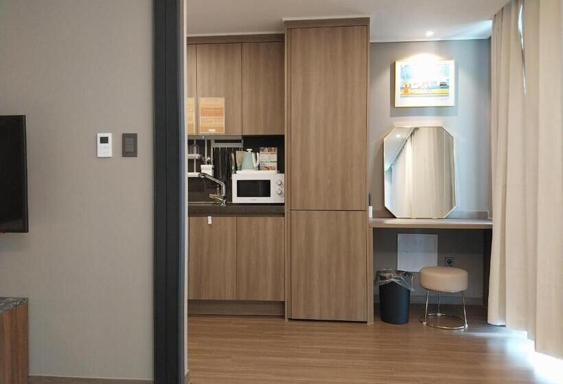 The Solid Residence   Elbon The Stay By Haeundae