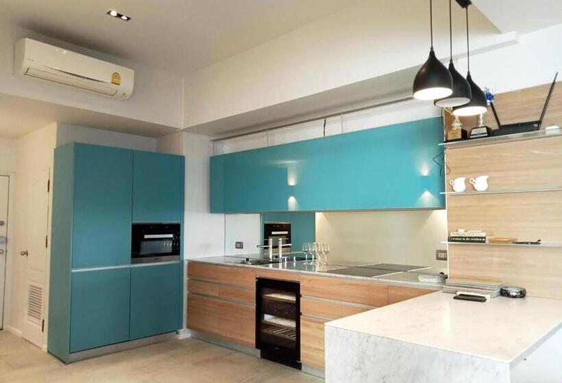 Waterfront Suites Phuket By Centara New