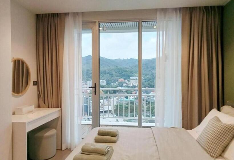 Waterfront Suites Phuket By Centara New