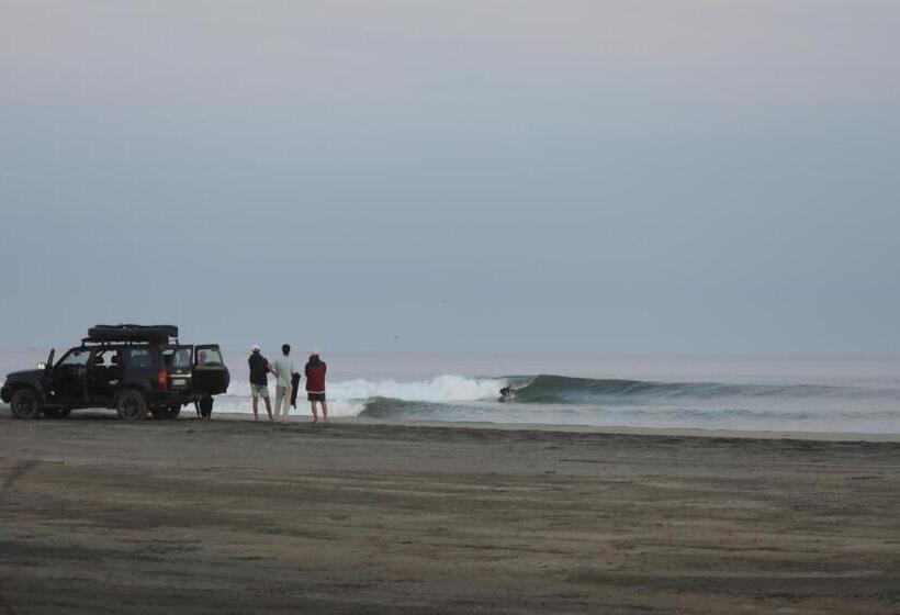 호스텔 Lobitos Eco Lodge