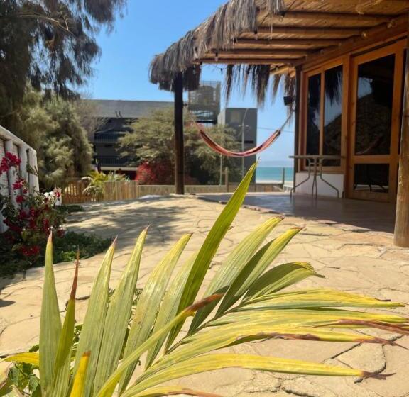 호스텔 Lobitos Eco Lodge