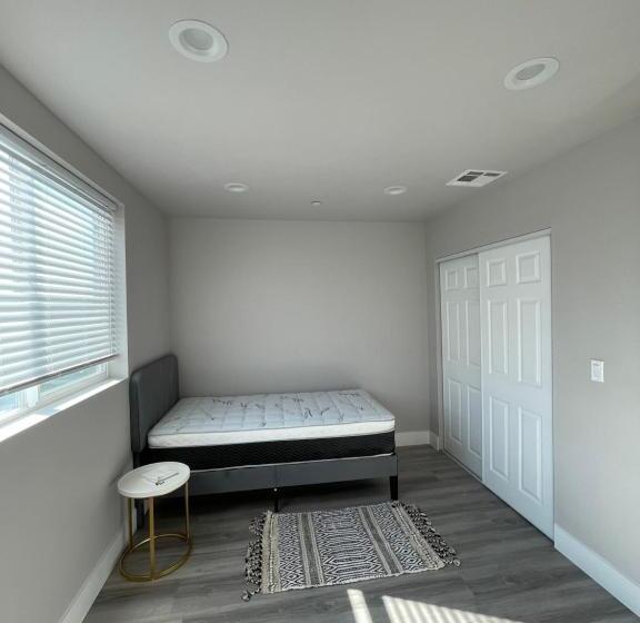 هاستل Private In New Appartment Withbath