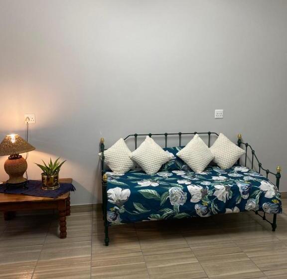 הוסטל The Old Fort