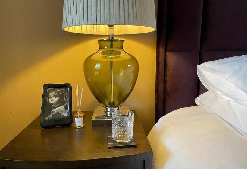 فندق صغير The Red Lion